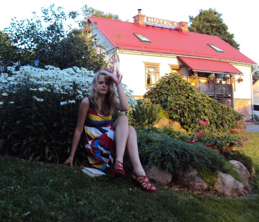 Saule Hotel Talsi Exterior foto