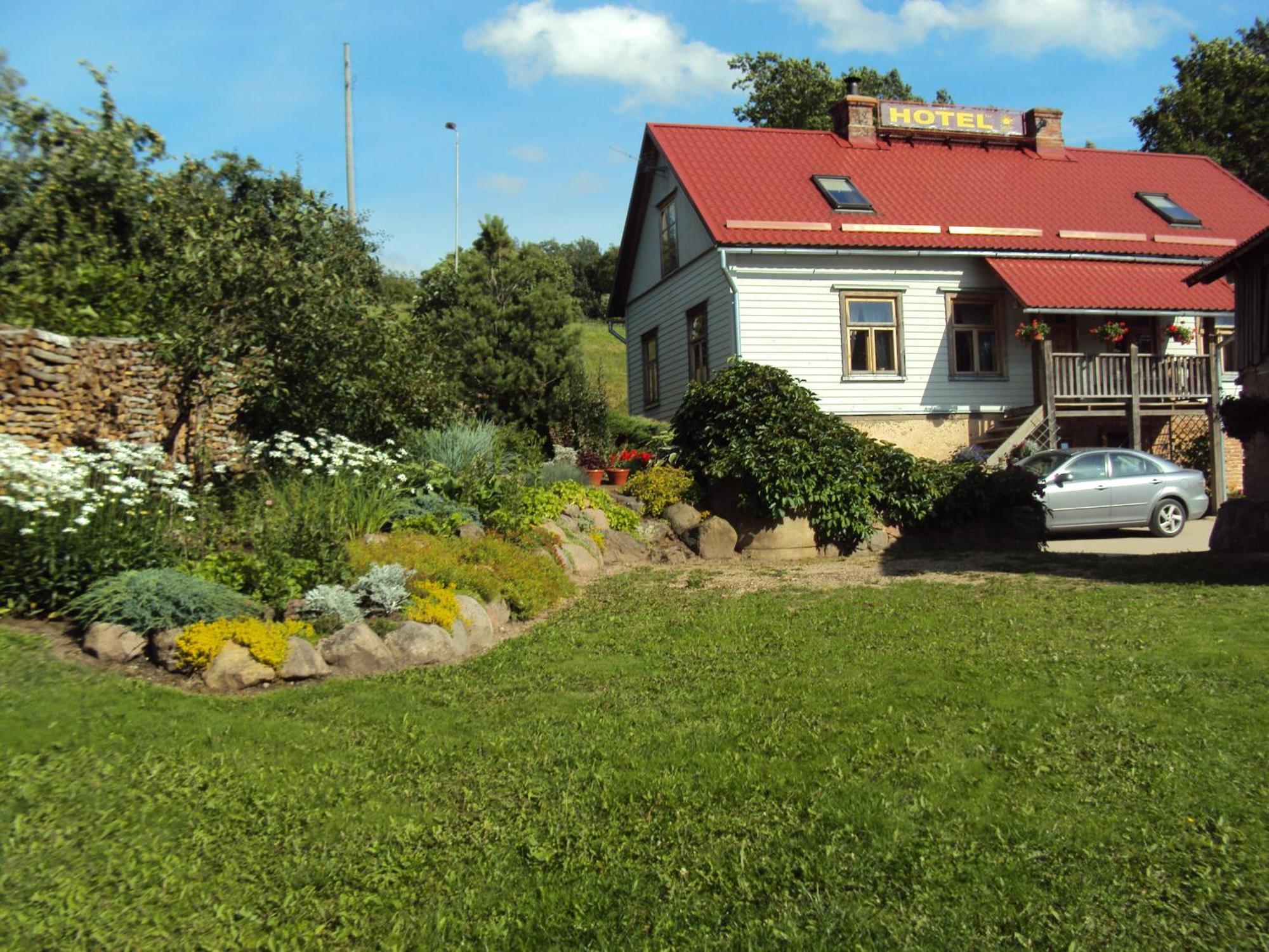 Saule Hotel Talsi Exterior foto